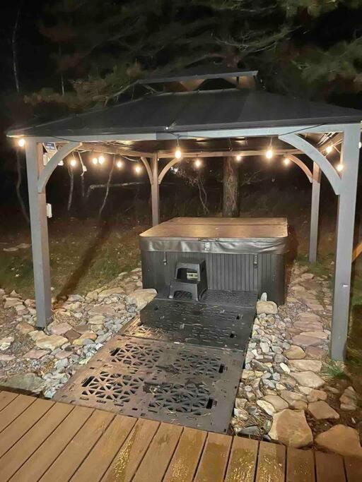 Вилла Quiet Private House W Hot Tub/Fire Pit/Games Blakeslee Экстерьер фото
