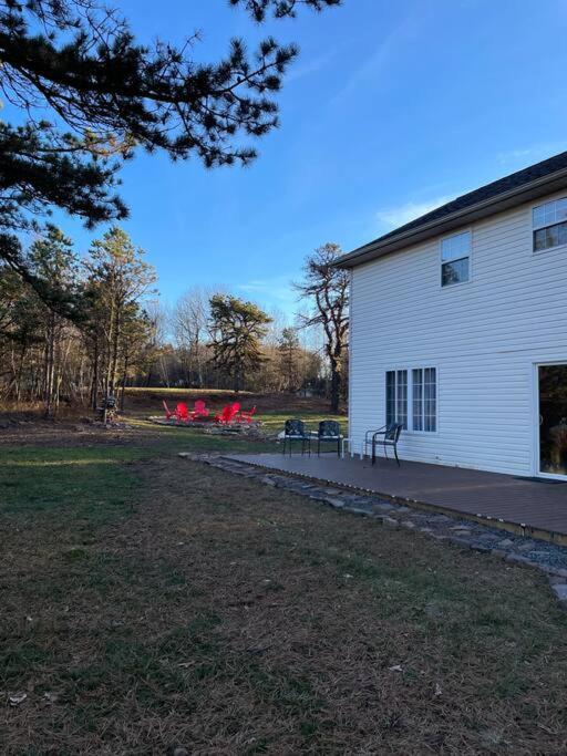 Вилла Quiet Private House W Hot Tub/Fire Pit/Games Blakeslee Экстерьер фото