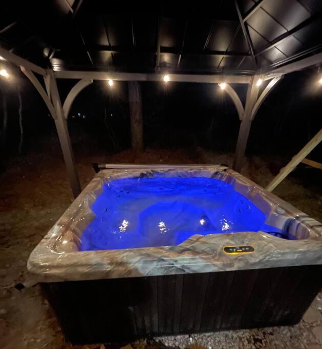 Вилла Quiet Private House W Hot Tub/Fire Pit/Games Blakeslee Экстерьер фото
