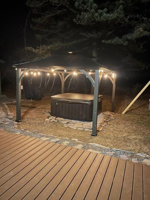 Вилла Quiet Private House W Hot Tub/Fire Pit/Games Blakeslee Экстерьер фото