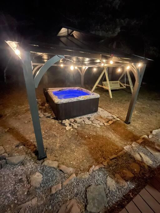 Вилла Quiet Private House W Hot Tub/Fire Pit/Games Blakeslee Экстерьер фото